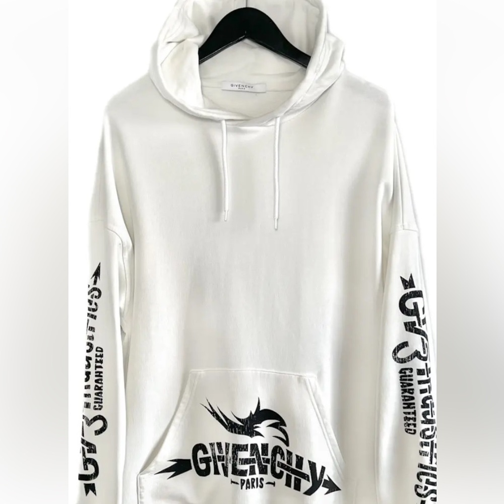 Men’s sweater